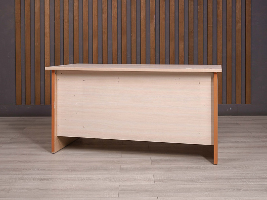 Стол прямоугольный ДСП Клен Россия