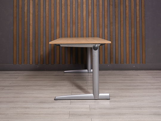 Стол прямоугольный ДСП Орех Россия