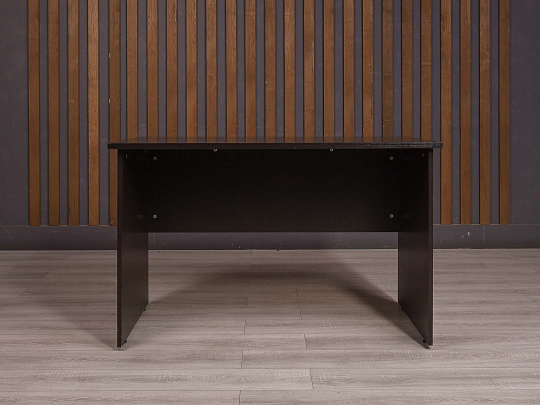 Стол прямоугольный ДСП Венге Россия