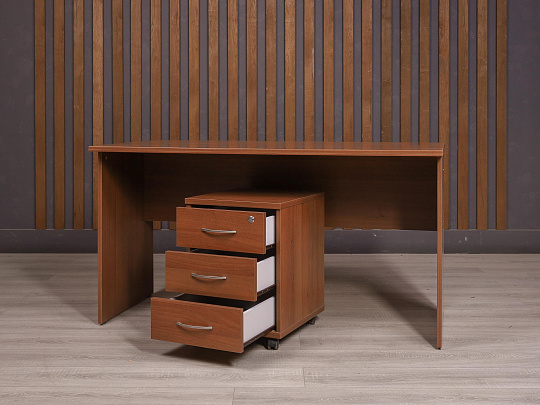 Стол с тумбой ДСП Орех Россия