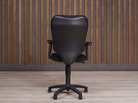 Офисное кресло Ткань Чёрный Россия