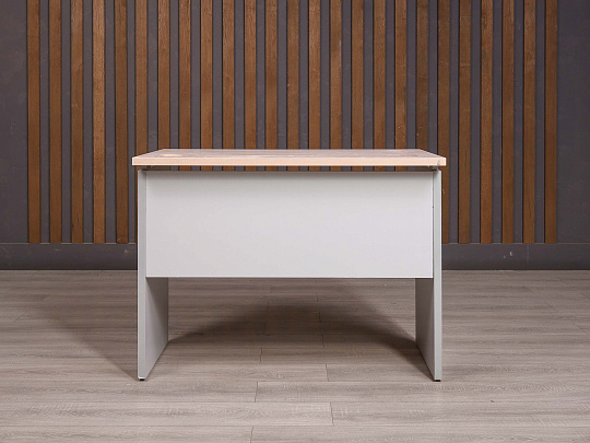 Стол прямоугольный ДСП Дуб Россия