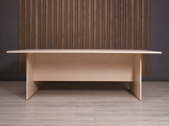 Стол для переговоров ДСП Дуб Россия