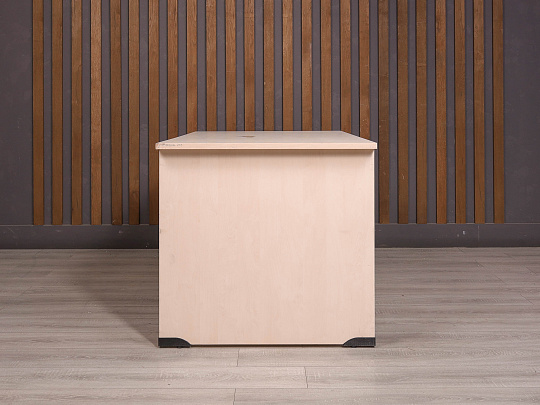 Стол прямоугольный ДСП Дуб Россия