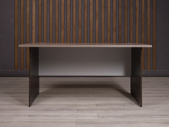 Стол прямоугольный ДСП Ясень шимо Россия