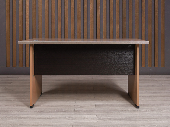 Стол прямоугольный ДСП Ясень шимо Россия