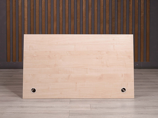 Стол с тумбой ДСП Дуб Россия