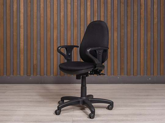 Офисное кресло Ткань Чёрный Россия