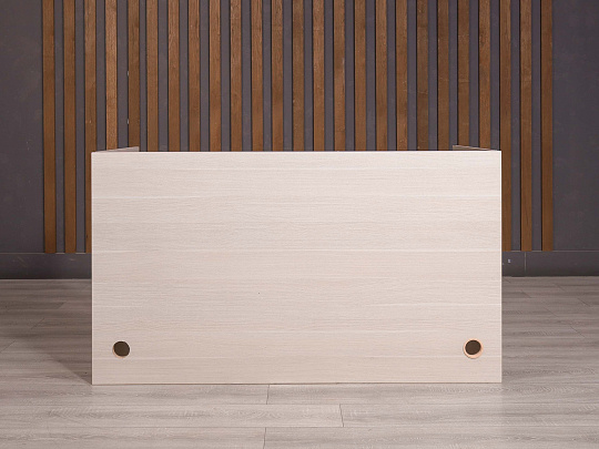 Стол прямоугольный ДСП Дуб Россия