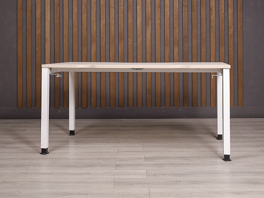 Стол прямоугольный ДСП Ясень шимо Россия