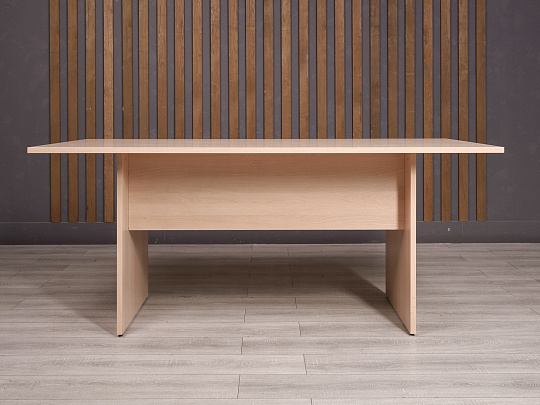 Стол прямоугольный ДСП Клен Россия