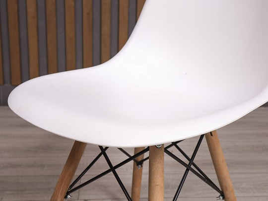 Офисный стул ДСП Белый Россия