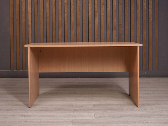 Стол прямоугольный ДСП Клен Россия