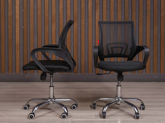 Офисное кресло ДЭФО Ткань Чёрный Россия