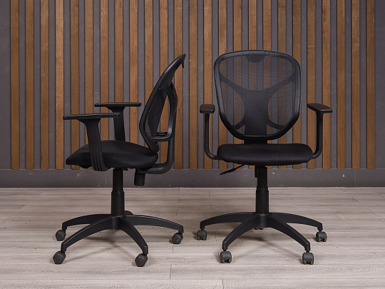 Офисное кресло Ткань Чёрный Россия