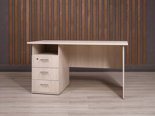 Стол с тумбой ДСП Дуб Россия