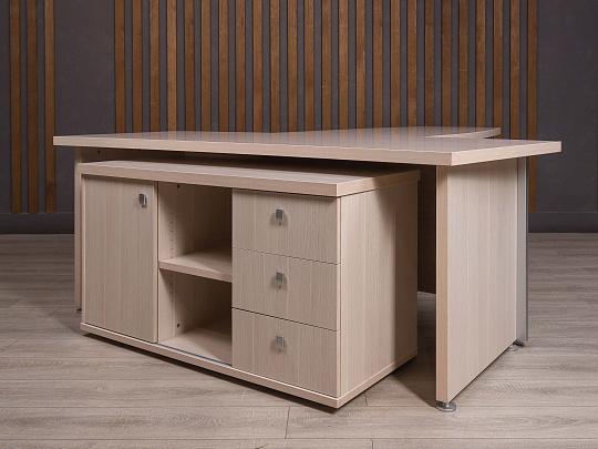 Кабинет руководителя ДСП Дуб Россия