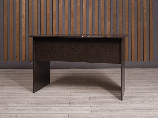 Стол прямоугольный ДСП Венге Россия