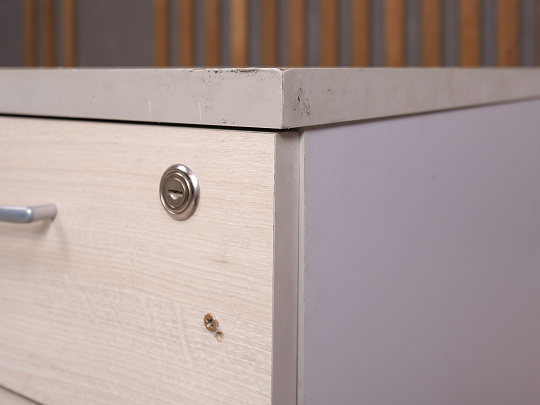 Тумба подкатная ДСП Дуб Россия