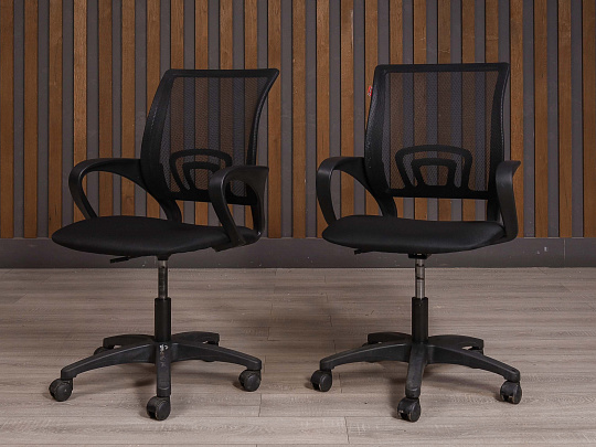 Офисное кресло Ткань Чёрный Россия