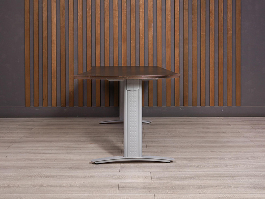 Стол прямоугольный Berlin ДСП Орех Россия