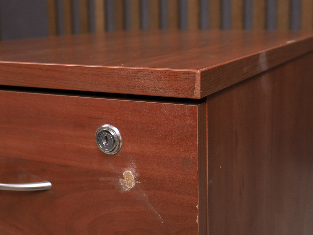 Тумба приставная ДСП Вишня Россия (242551-08105)