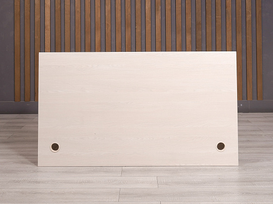 Стол прямоугольный ДСП Дуб Россия