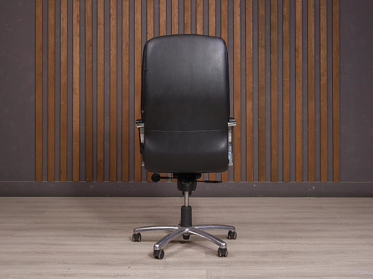 Кресло руководителя Кожа Чёрный Россия