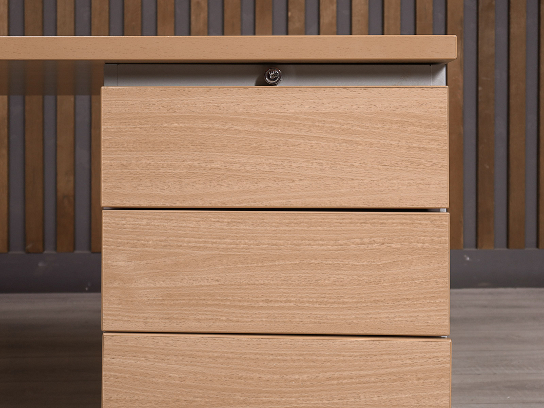 Стол с тумбой ДСП Клен Россия (21571-07115)