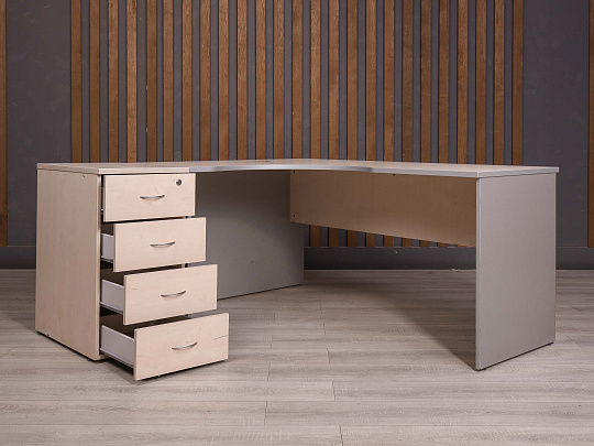 Стол с тумбой ДСП Дуб Россия