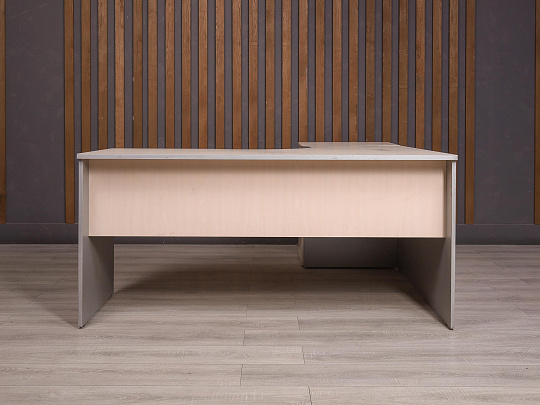 Стол с тумбой ДСП Дуб Россия