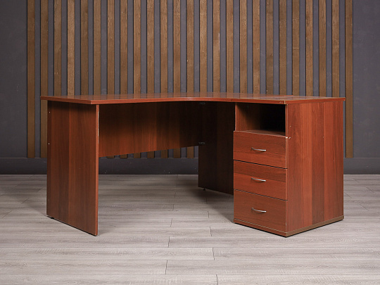 Стол угловой ДСП Орех Россия