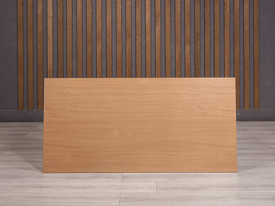 Стол с тумбой ДСП Клен Россия