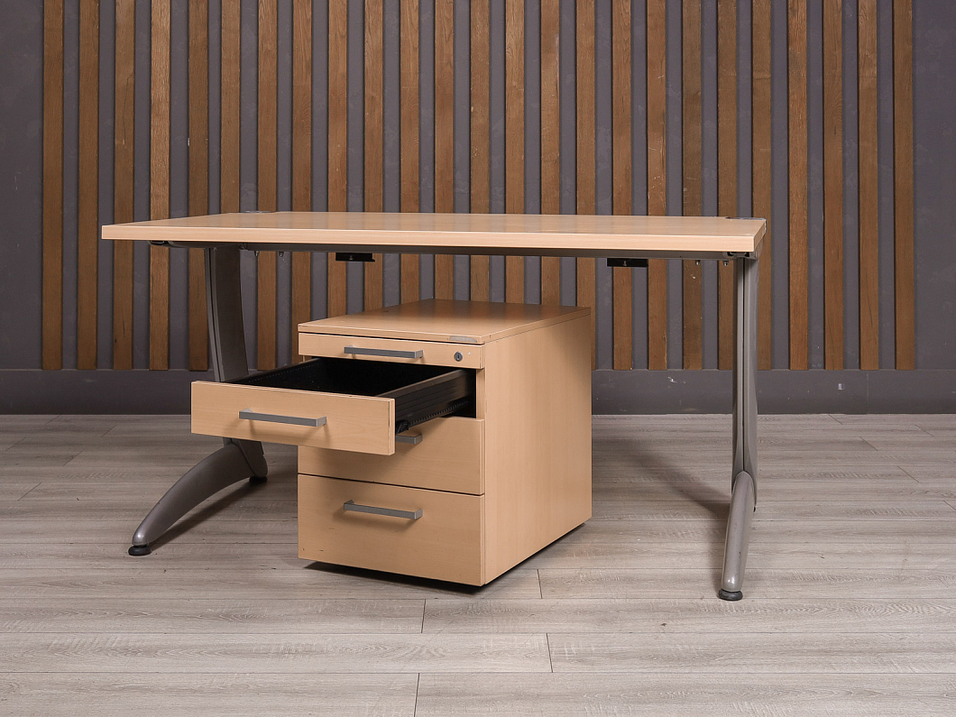 Стол с тумбой Steelcase ДСП Дуб США (21571-11085)