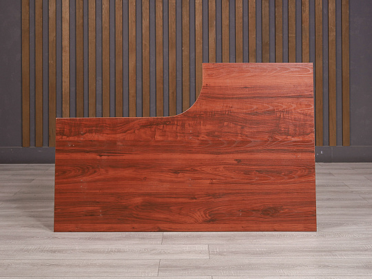 Стол эргономичный ДСП Орех Россия