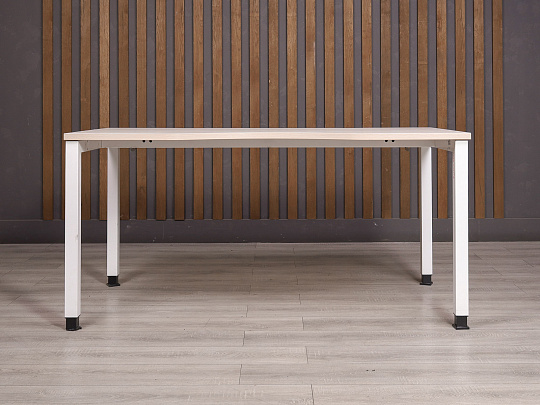 Стол прямоугольный ДСП Ясень шимо Россия