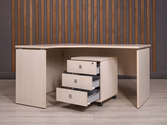 Стол с тумбой ДСП Дуб Россия