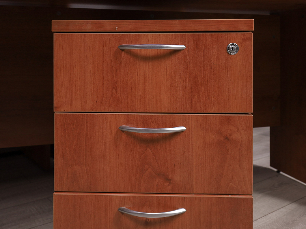 Кабинет руководителя ДСП Орех Россия (1151-08105)