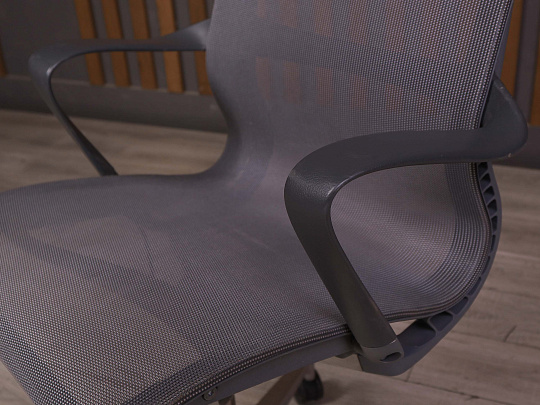 Офисное кресло Herman Miller Ткань Серый США