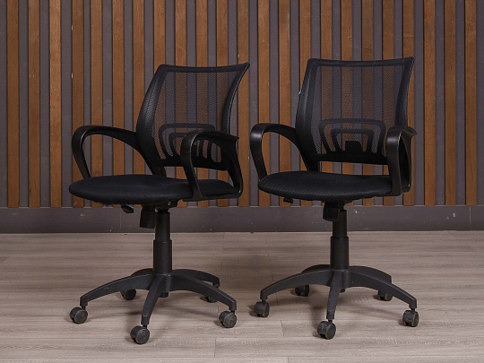 Офисное кресло Бюрократ Ткань Чёрный Россия