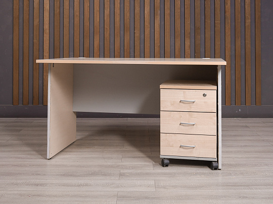 Стол с тумбой ДСП Дуб Россия