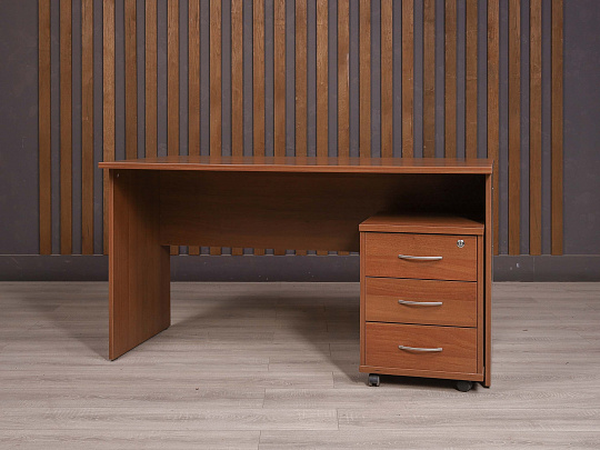 Стол с тумбой ДСП Орех Россия