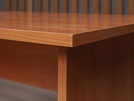 Стол эргономичный ДСП Ольха Россия