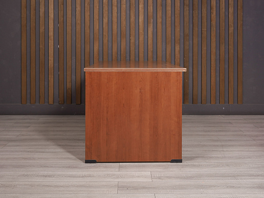 Стол прямоугольный ДСП Орех Россия