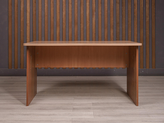 Стол прямоугольный ДСП Ясень шимо Россия