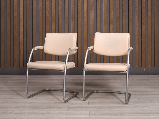 Конференц-кресло Искусственная кожа Бежевый Россия