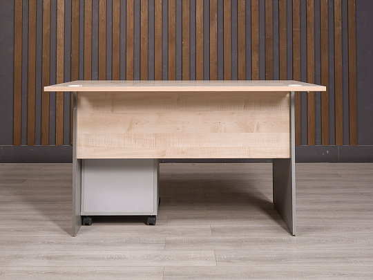 Стол с тумбой ДСП Дуб Россия