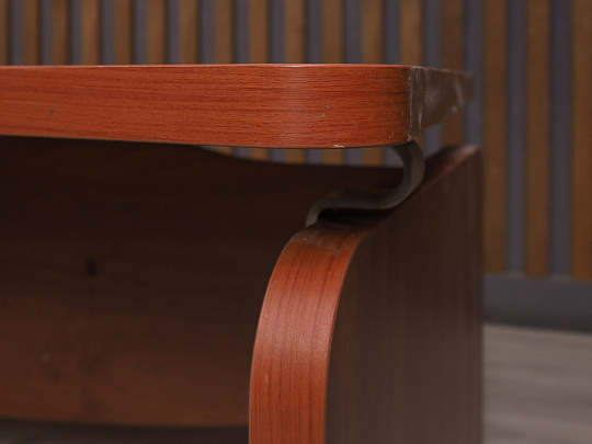 Стол руководителя ДСП Вишня Россия