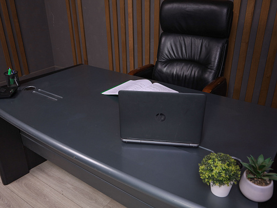 Стол руководителя ДСП Серый Россия