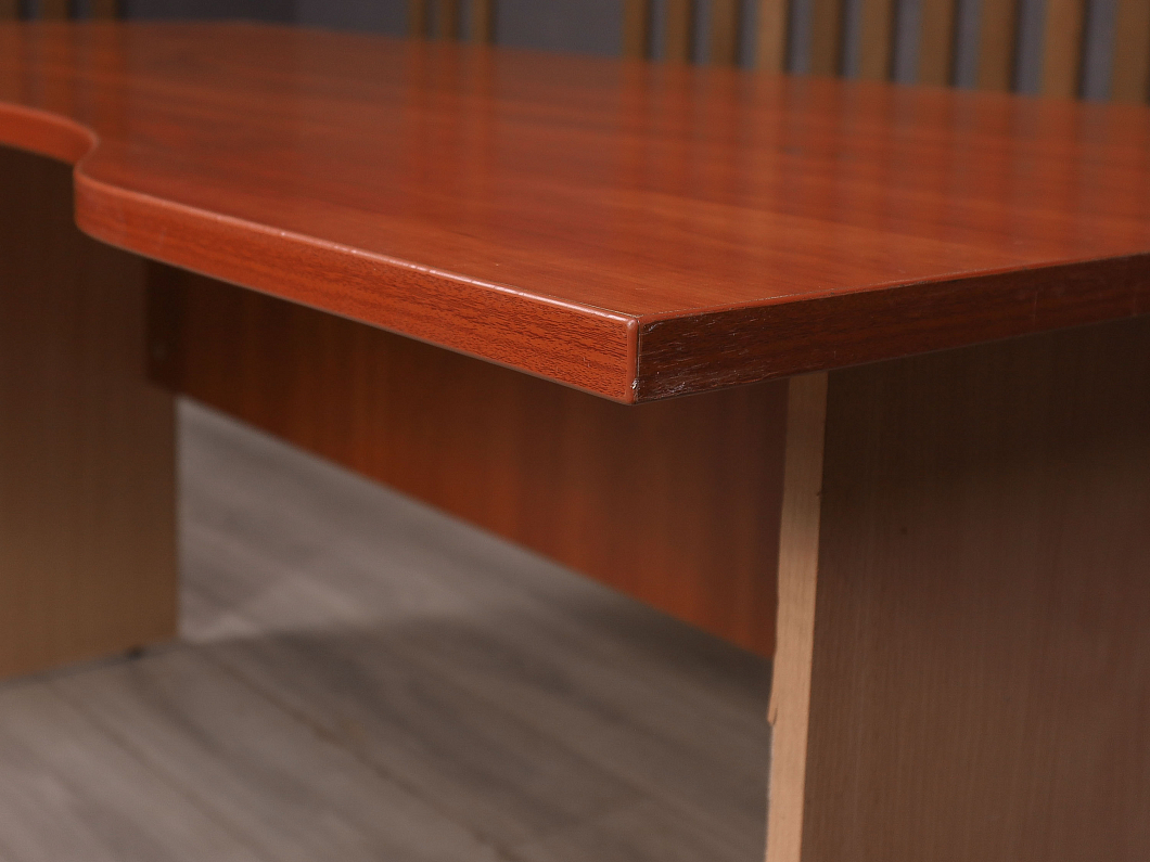 Стол эргономичный ДСП Вишня Россия (23255-27026)